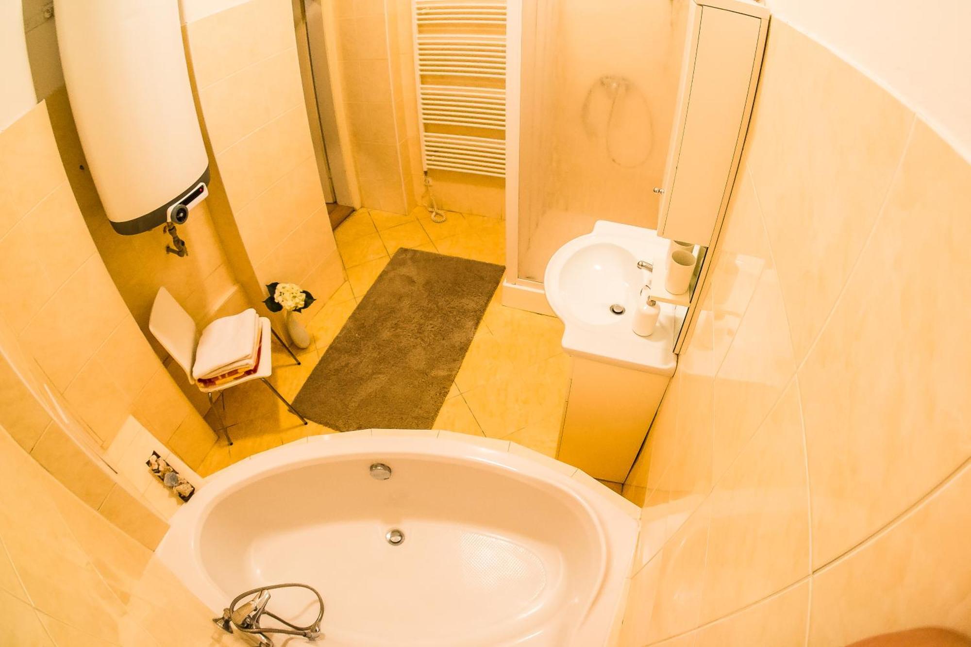 Cozy Apartment In Prague'S Best Area Bagian luar foto